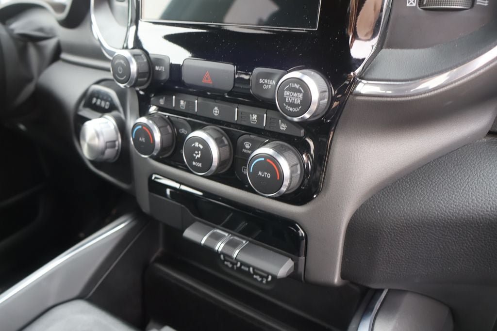 Used 2024 RAM 1500 Laramie RWD image 16