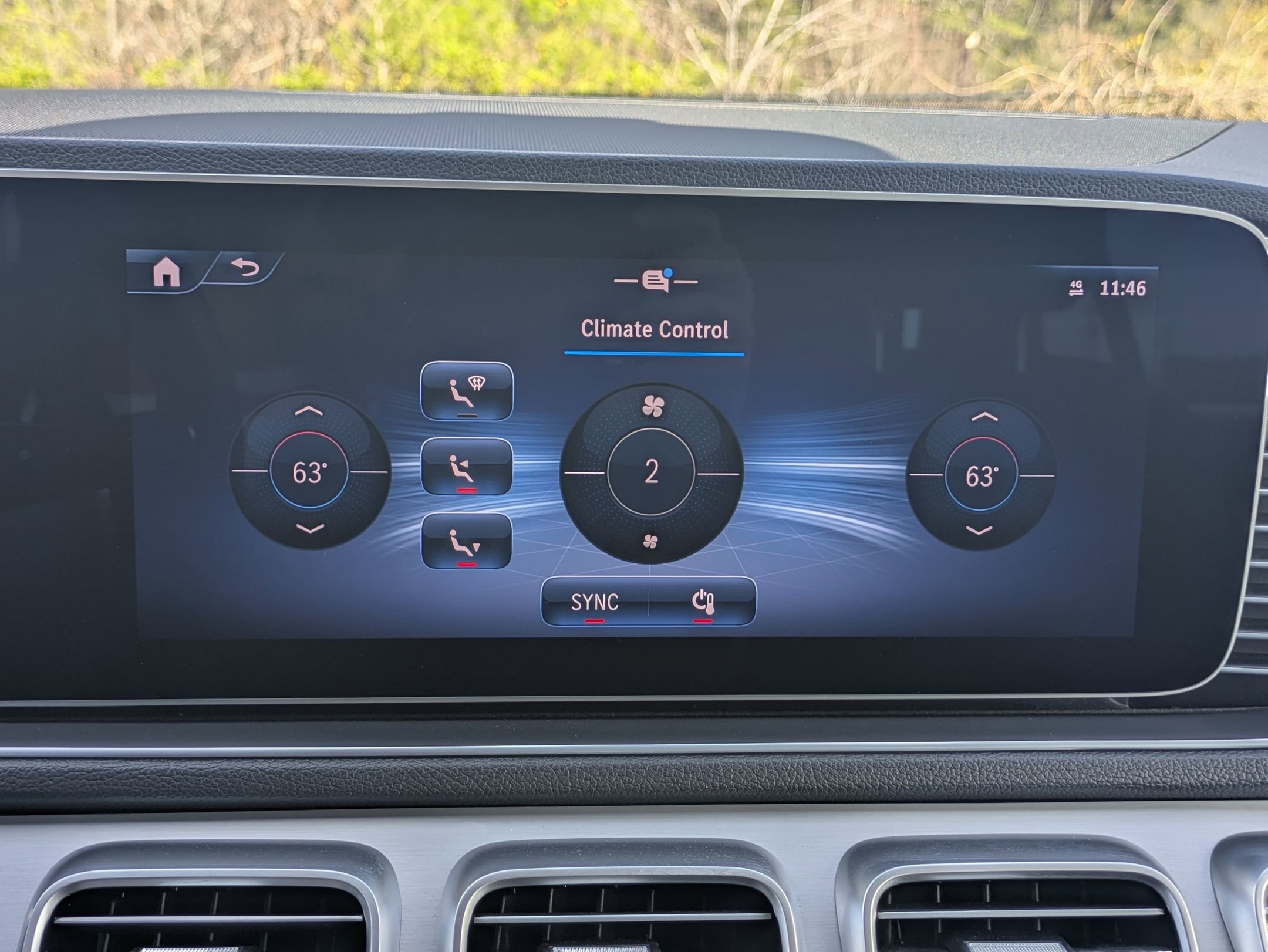 Used 2024 Mercedes-Benz GLE 450 4MATIC w/ AMG Line Exterior image 14