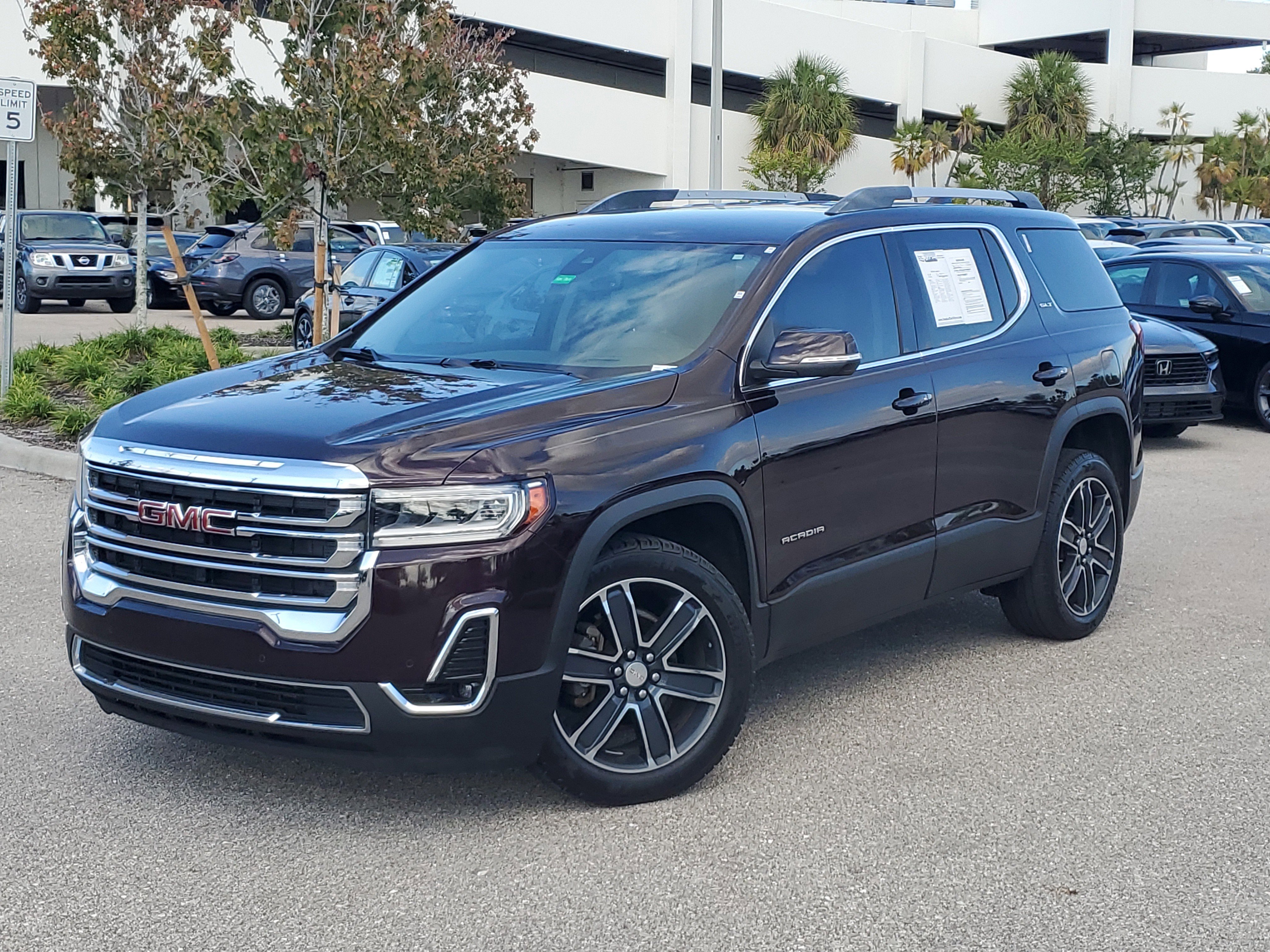 Used 2020 GMC Acadia SLT w/ Driver Alert Package II image 34