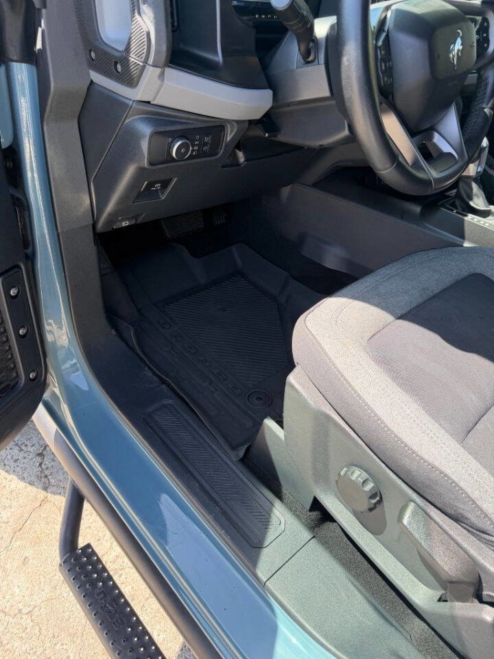 Used 2022 Ford Bronco Big Bend image 12