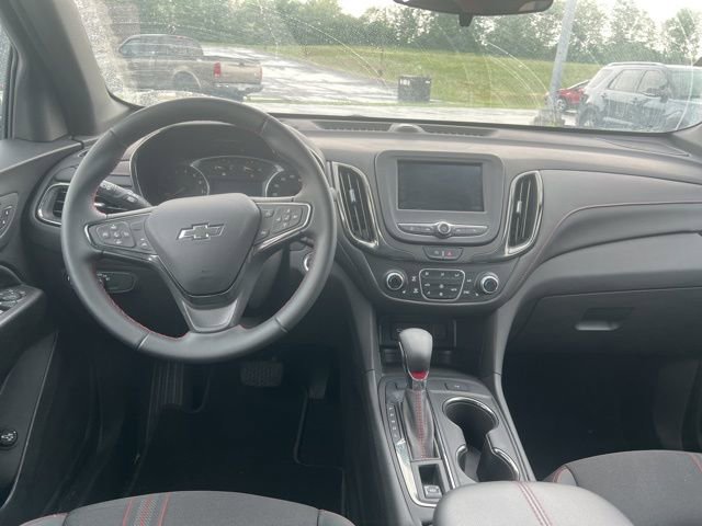 Used 2023 Chevrolet Equinox RS w/ LPO, Cargo Package AWD/4WD image 8
