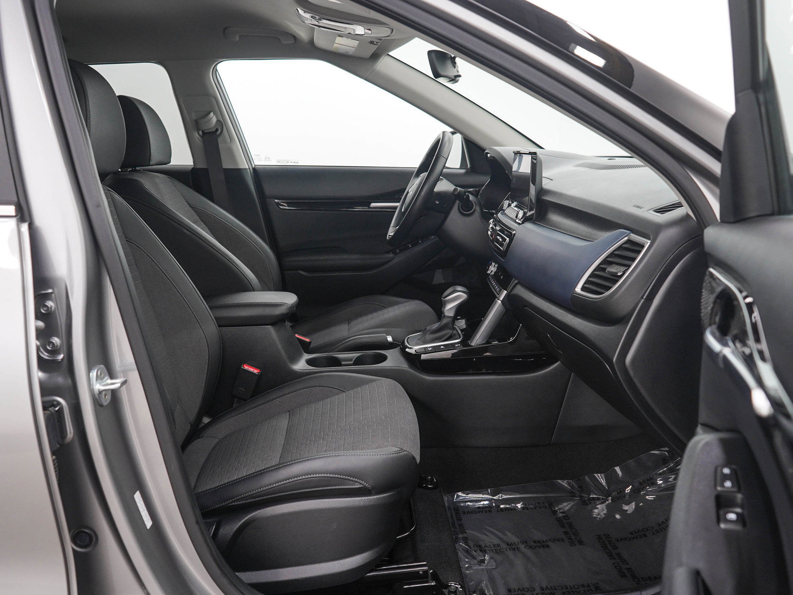 Used 2023 Kia Seltos Nightfall Edition AWD/4WD image 11