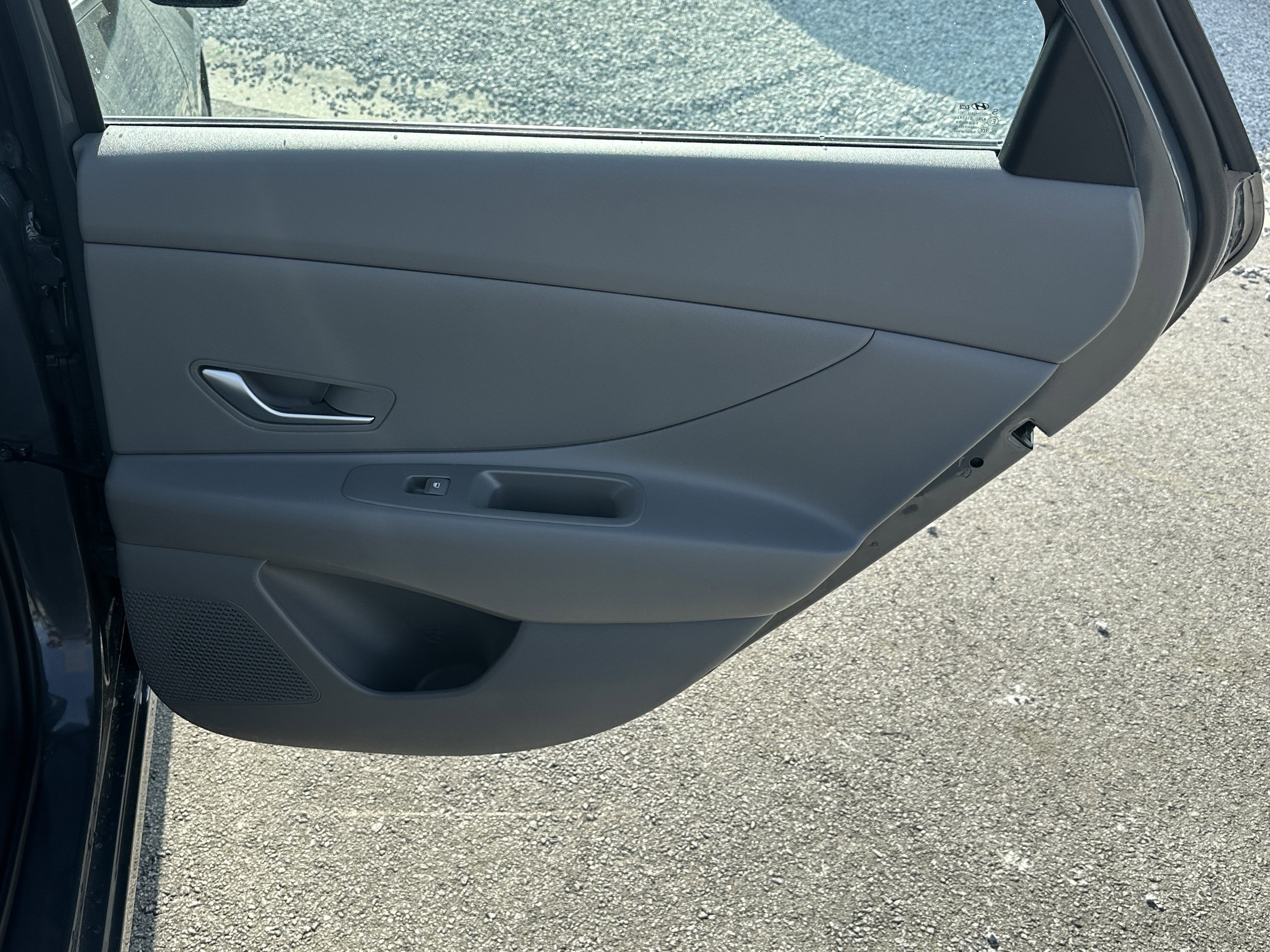 Used 2024 Hyundai Elantra SEL FWD image 18