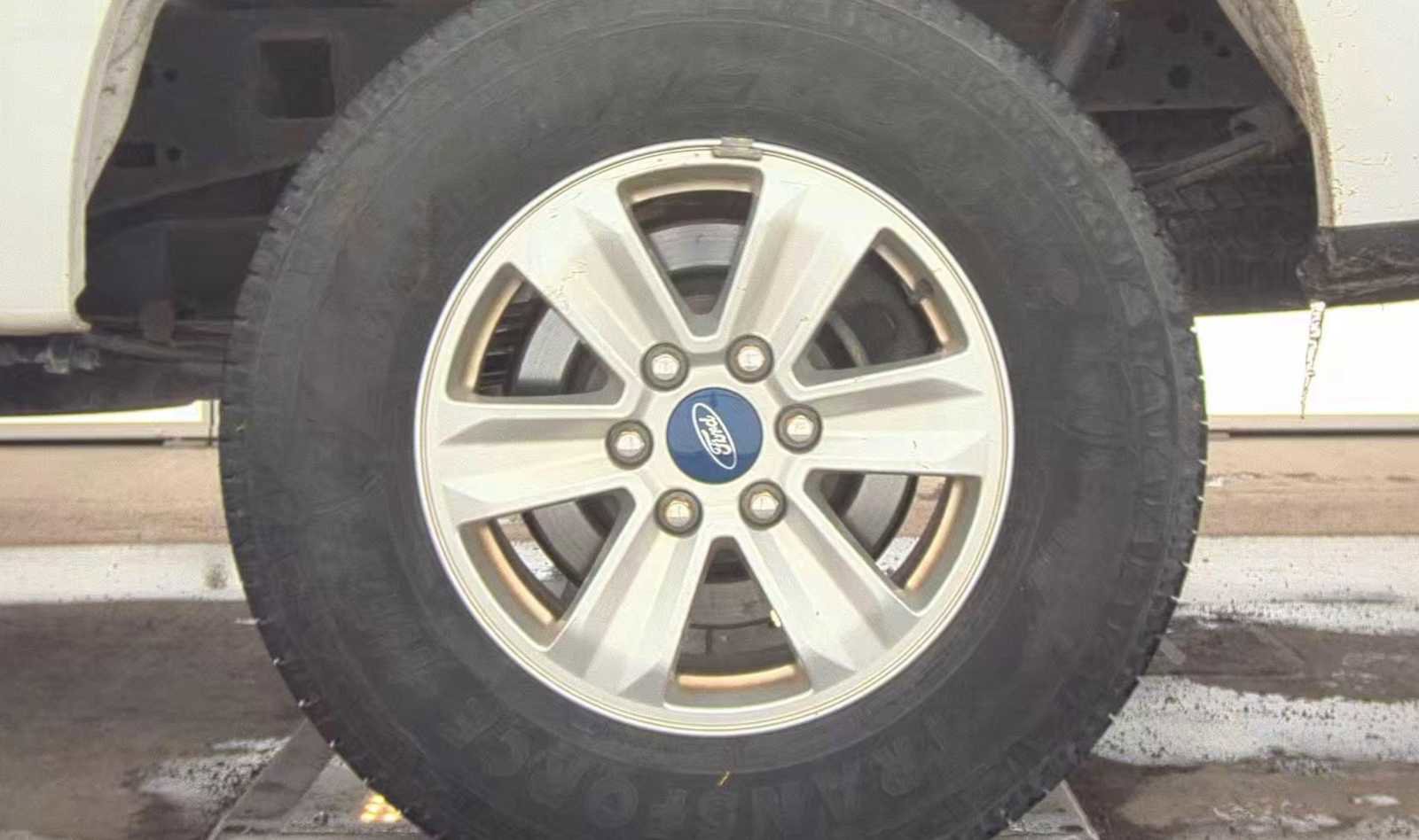 Used 2017 Ford F150 XLT image 12