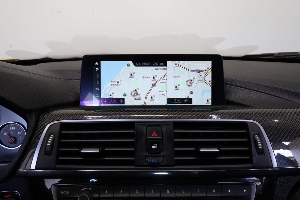 Used 2018 BMW M3 RWD image 32