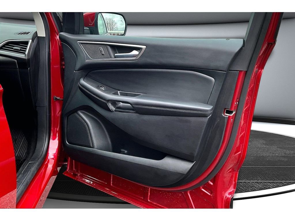 Used 2022 Ford Edge SEL w/ Convenience Package image 25