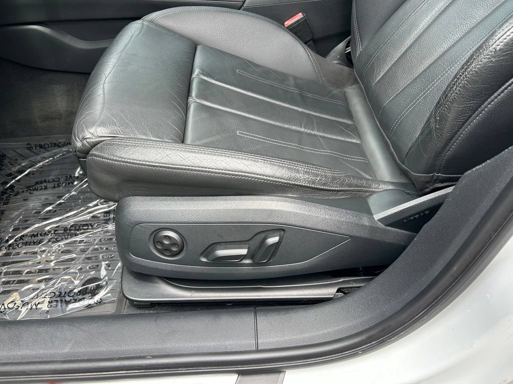 Used 2019 Audi A4 2.0T Premium Plus w/ Premium Plus Package AWD/4WD image 16