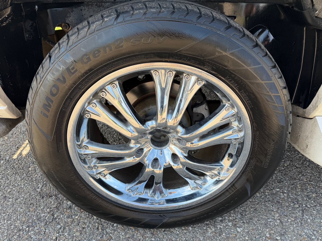Used 2002 Cadillac Escalade EXT AWD/4WD image 18