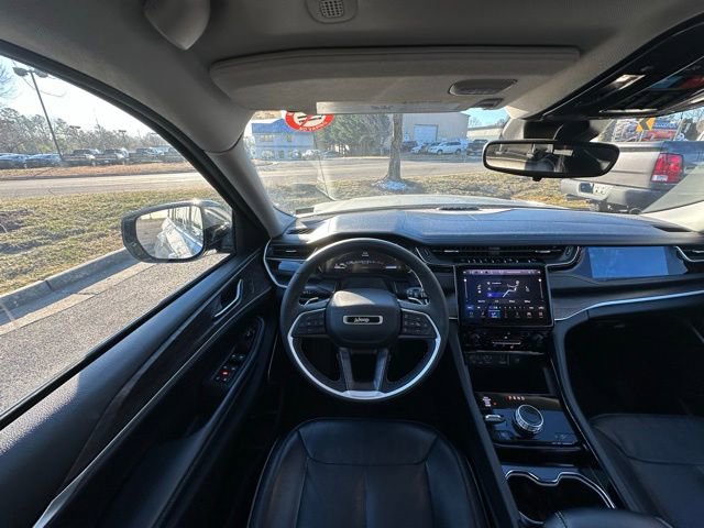 Used 2023 Jeep Grand Cherokee 4WD 4xe image 16