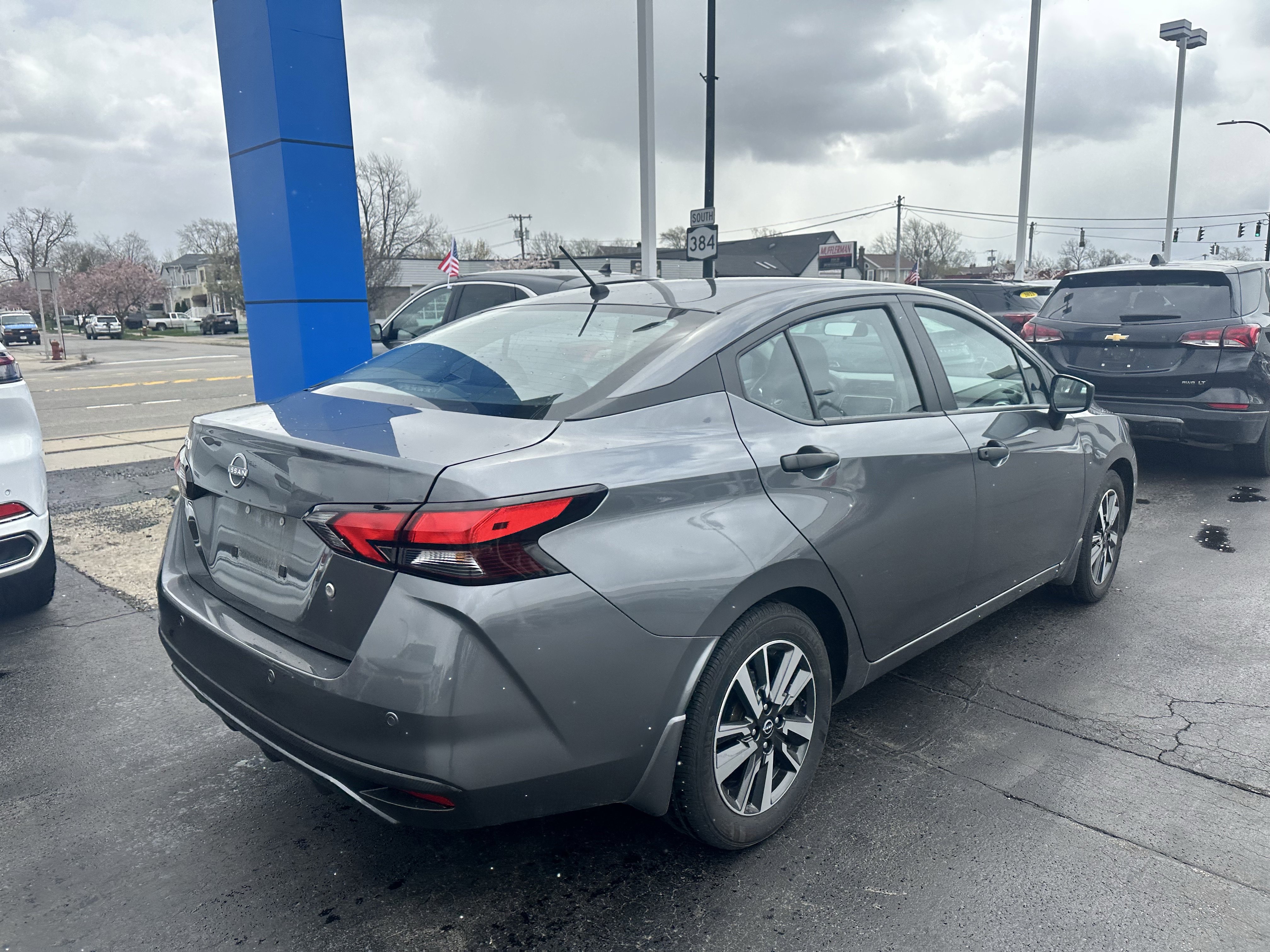 Used 2024 Nissan Versa S w/ S Plus Package FWD image 8