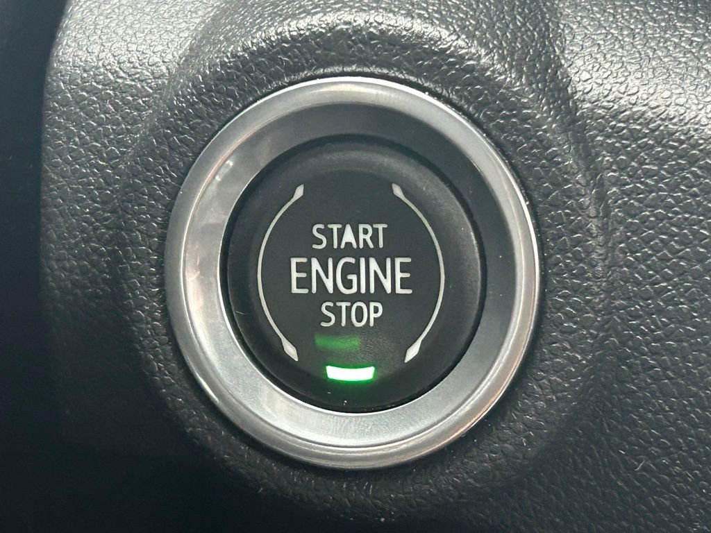 Used 2021 Chevrolet TrailBlazer RS w/ Technology Package image 51