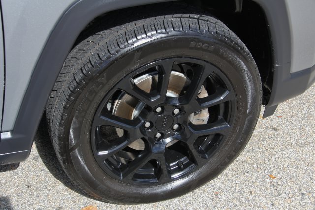 Used 2022 Jeep Compass Latitude w/ Convenience Group AWD/4WD image 14