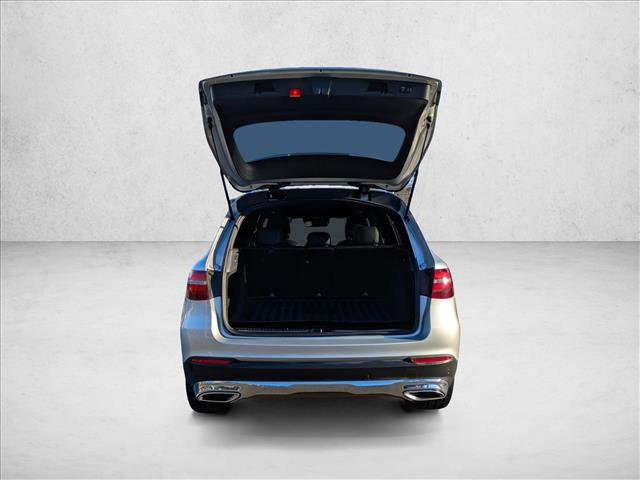 Used 2018 Mercedes-Benz GLC 300 4MATIC image 7