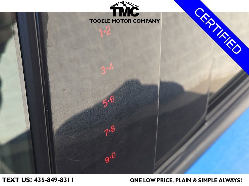 Used 2021 Ford Escape SEL image 11