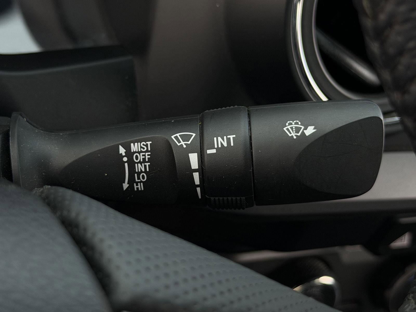 Used 2022 Toyota Tacoma TRD Sport image 18