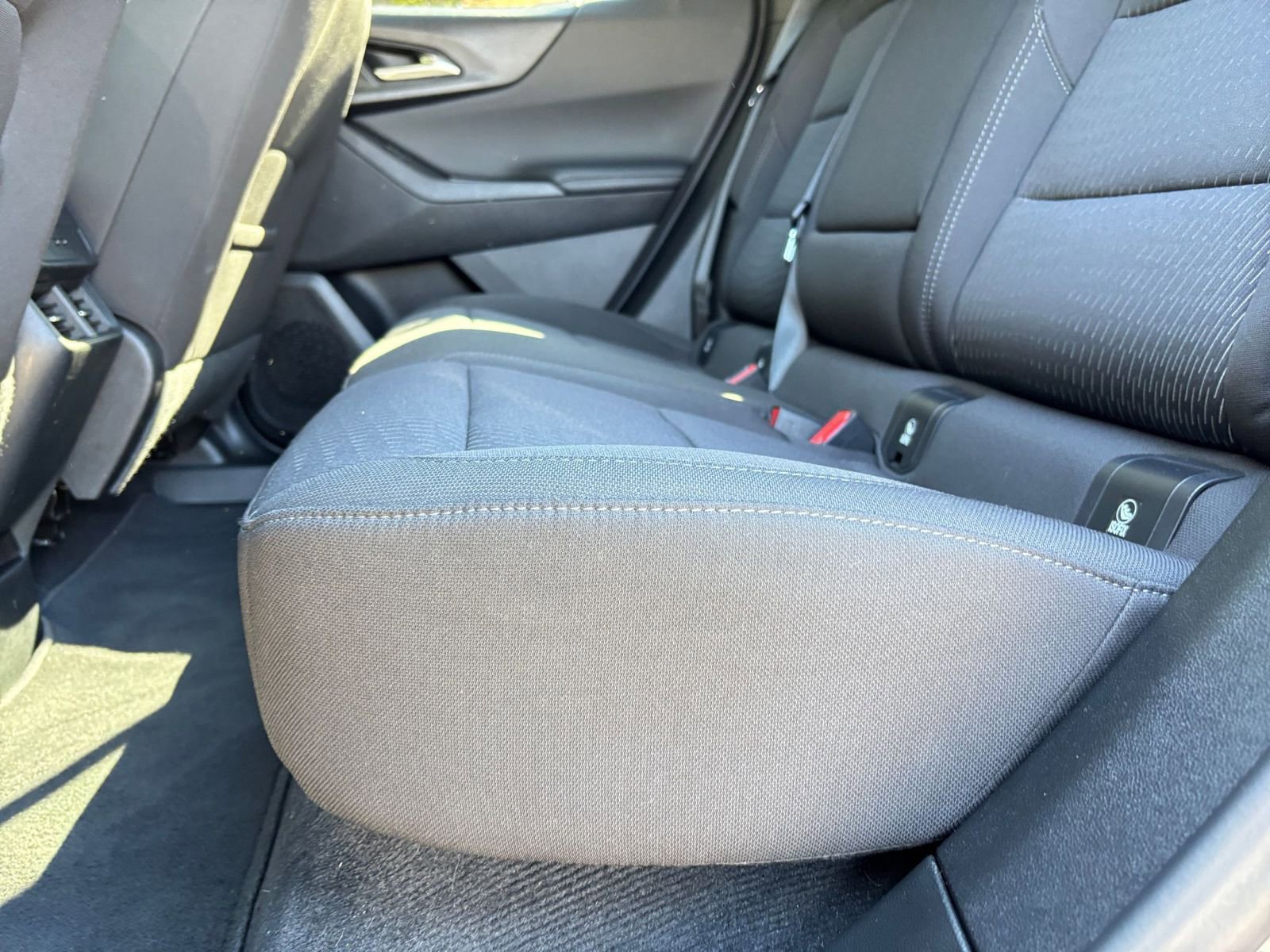 Used 2025 Chevrolet Equinox LT FWD image 27
