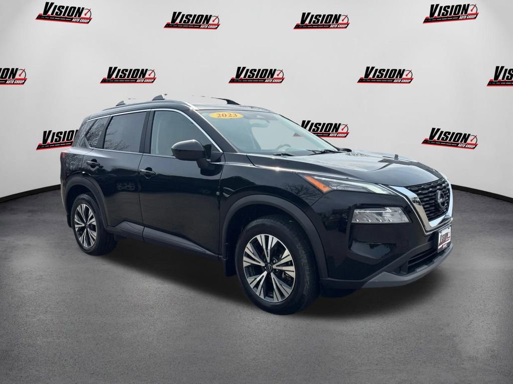 Used 2023 Nissan Rogue SV w/ SV Premium B Package AWD/4WD image 3