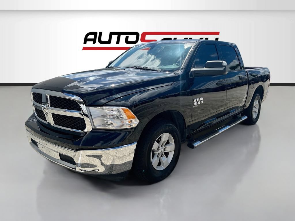 Used 2023 RAM 1500 Classic SLT w/ Trailer & Traction Group AWD/4WD image 3