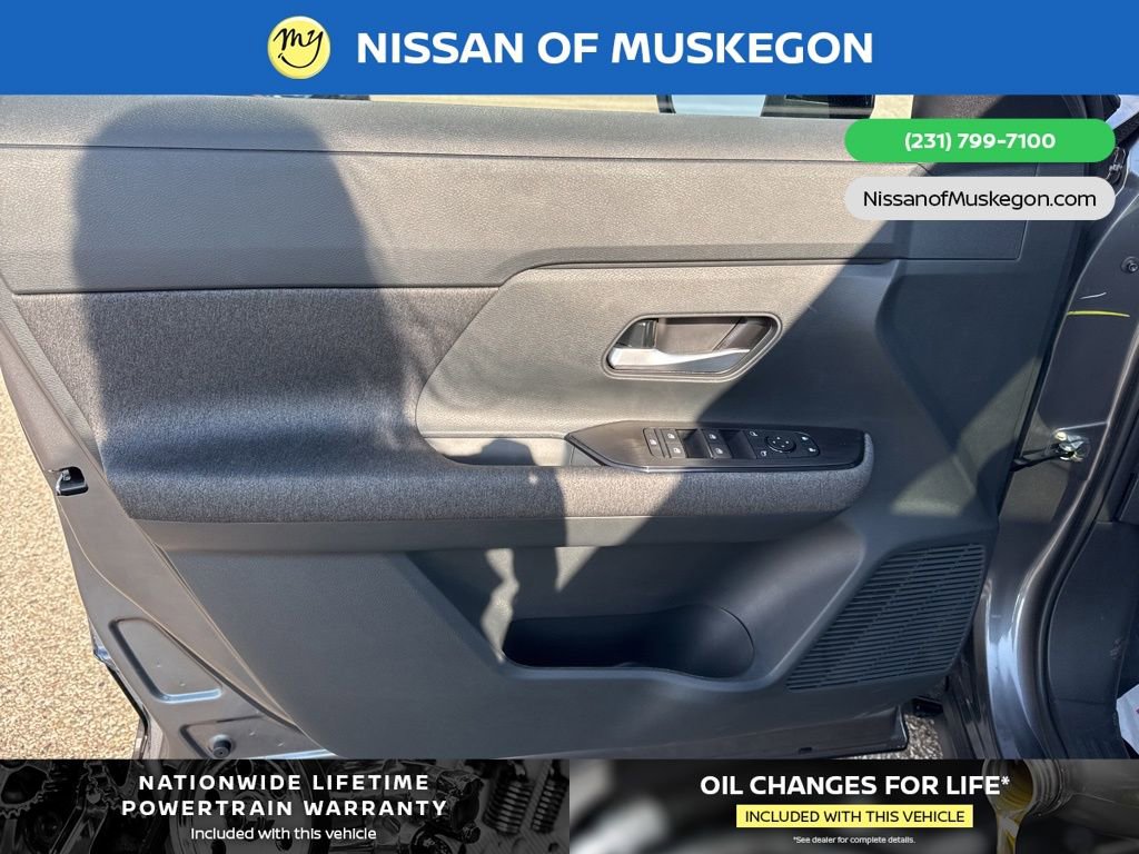 New 2026 Nissan Kicks SV w/ SV Premium Package image 9