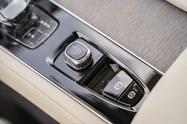 New 2026 Volvo XC90 T8 Ultra w/ Protection Package Premier image 22
