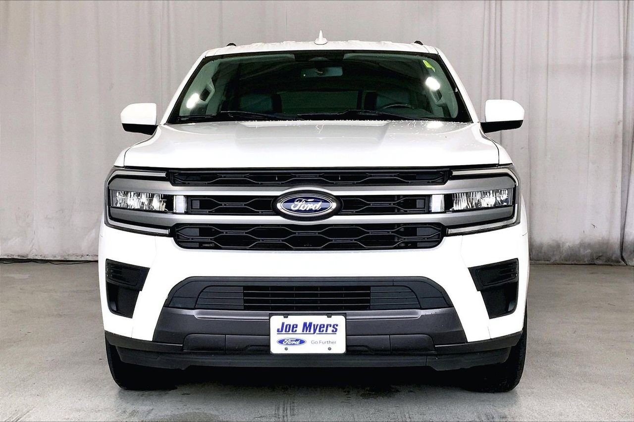 Certified 2024 Ford Expedition XLT RWD image 2