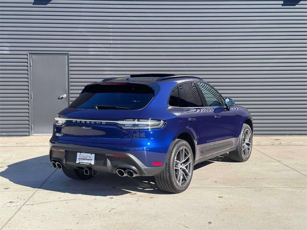 New 2026 Porsche Macan AWD/4WD image 8