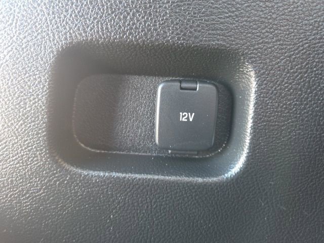 Used 2024 Ford Edge SE w/ Black Appearance Package image 13