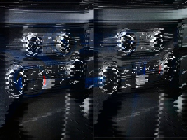 Certified 2024 Ford F150 XLT w/ XLT Black Appearance Package image 21