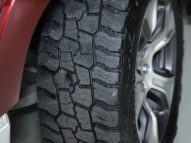 Used 2019 RAM 1500 Laramie image 47