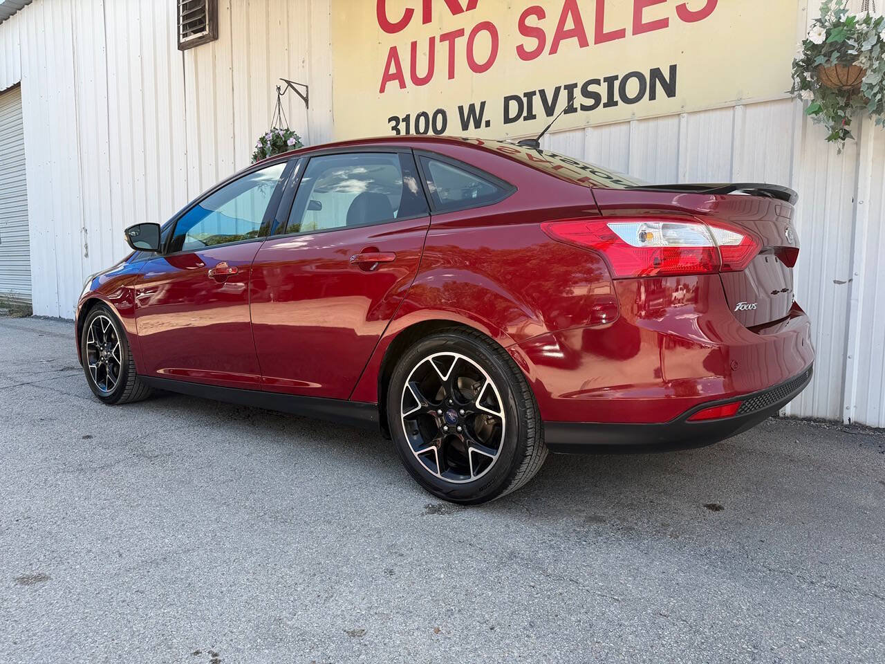 Used 2014 Ford Focus SE w/ Equipment Group 201A FWD image 9