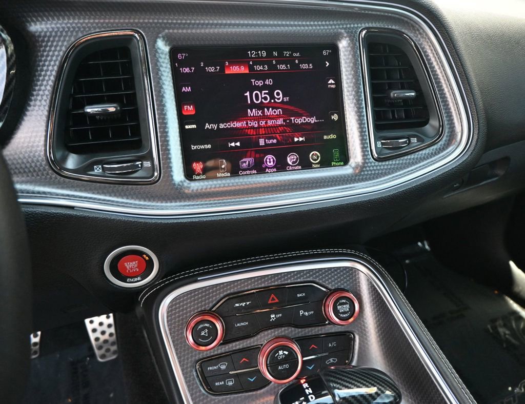 Used 2016 Dodge Challenger SRT Hellcat image 14