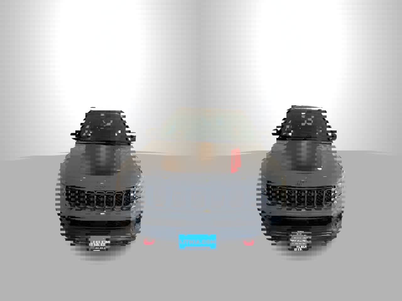 Used 2023 Jeep Compass Trailhawk image 3