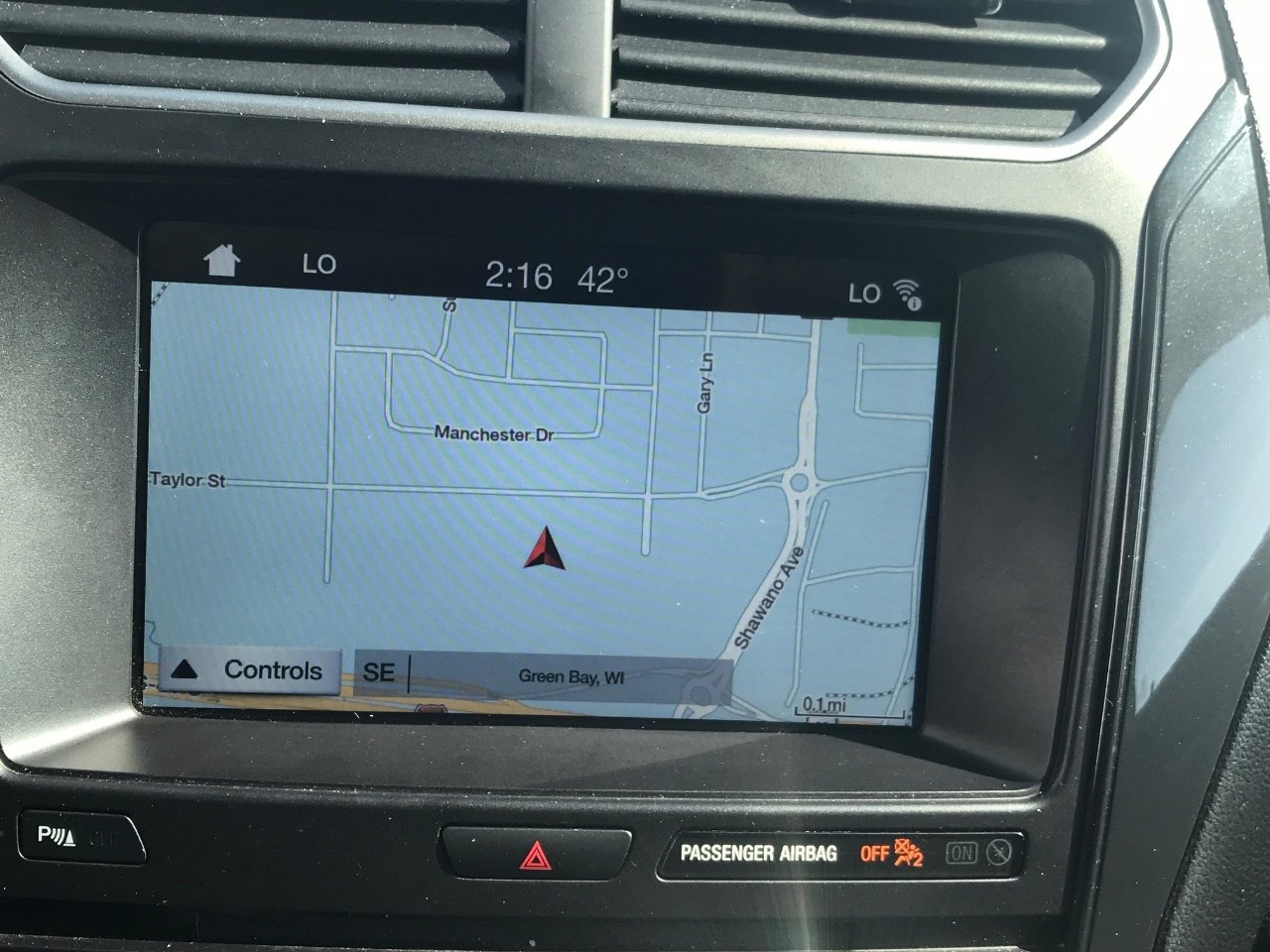 Used 2018 Ford Explorer XLT w/ Equipment Group 202A image 13