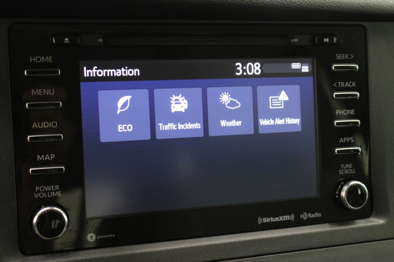 Used 2020 Toyota Sienna XLE Premium FWD image 50