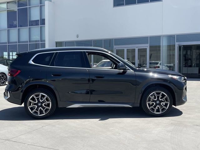 Used 2025 BMW X1 xDrive28i w/ Technology Package image 5