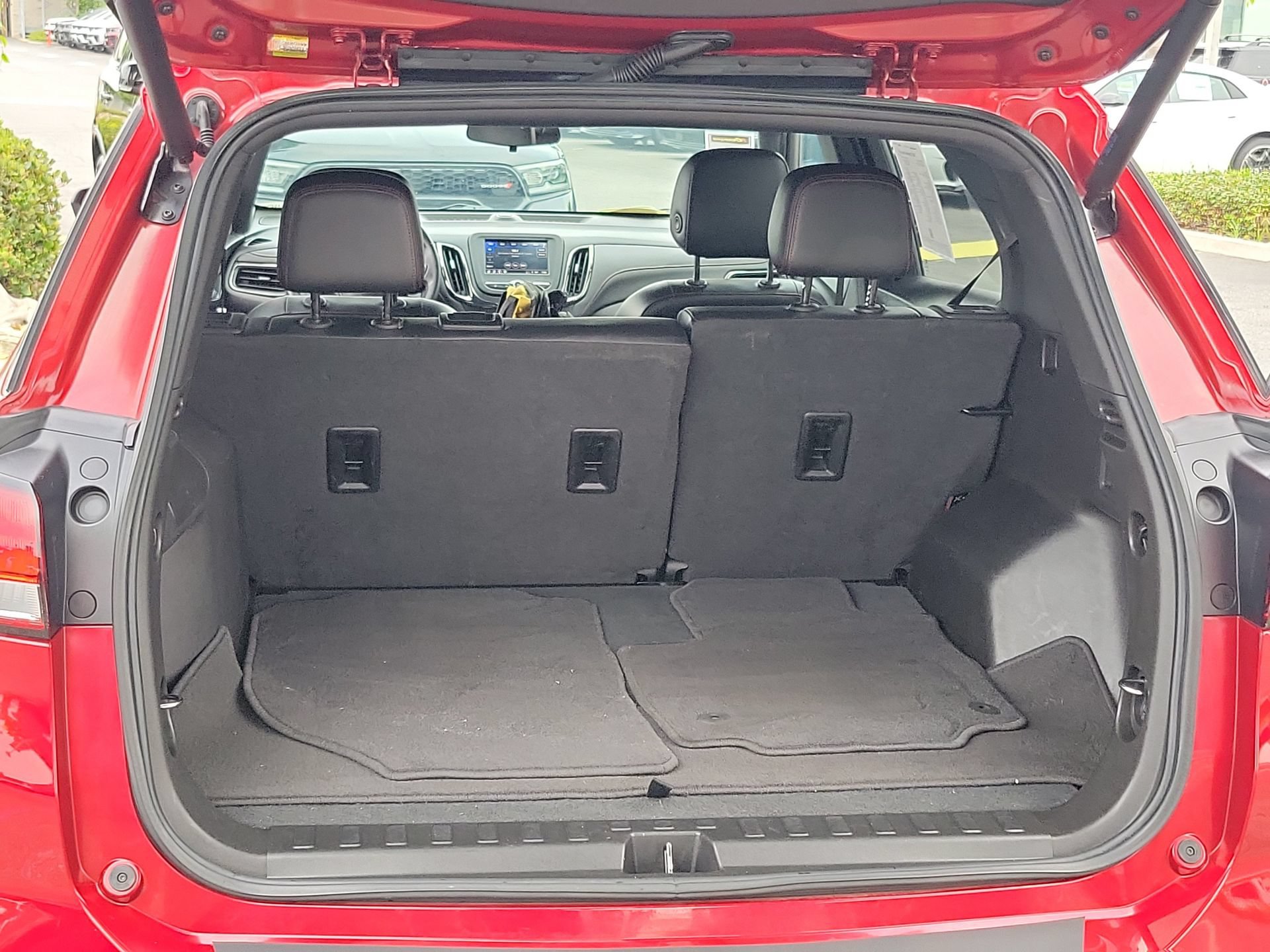 Used 2022 Chevrolet Equinox RS FWD image 14