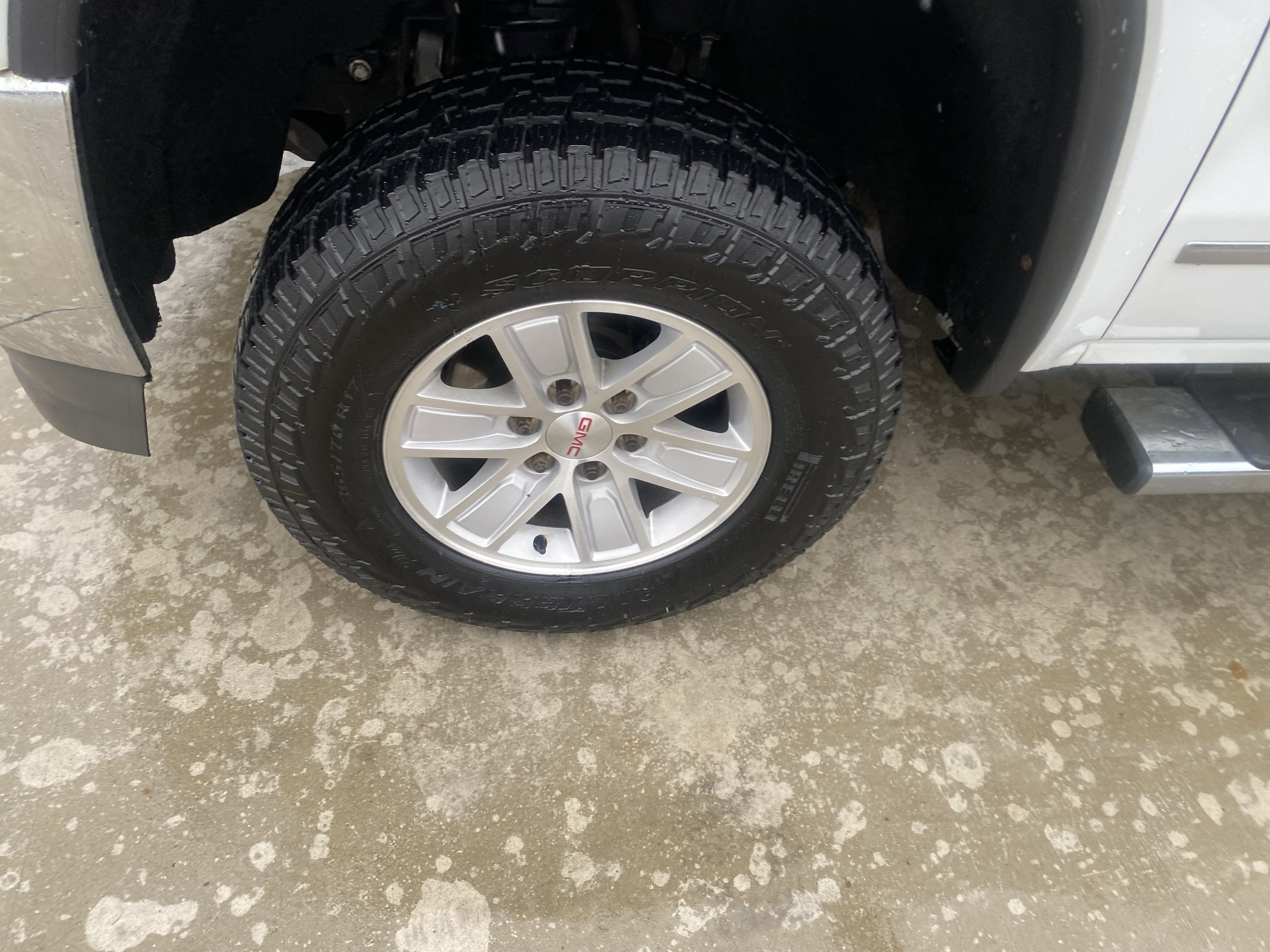 Used 2018 GMC Sierra 1500 SLT AWD/4WD image 2