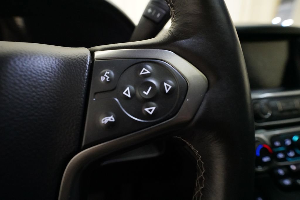 Used 2018 Chevrolet Suburban Premier image 20