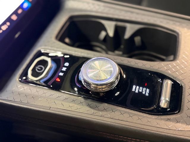 Used 2025 Jeep Wagoneer S Launch Edition AWD/4WD image 43