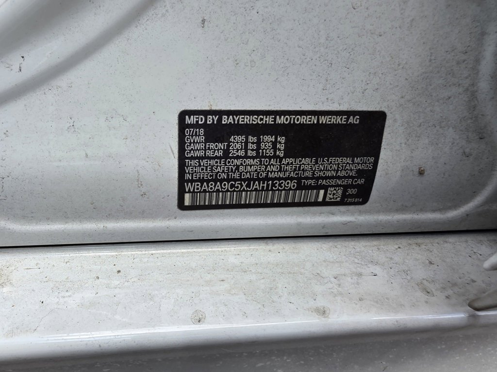 Used 2018 BMW 320i Sedan image 11