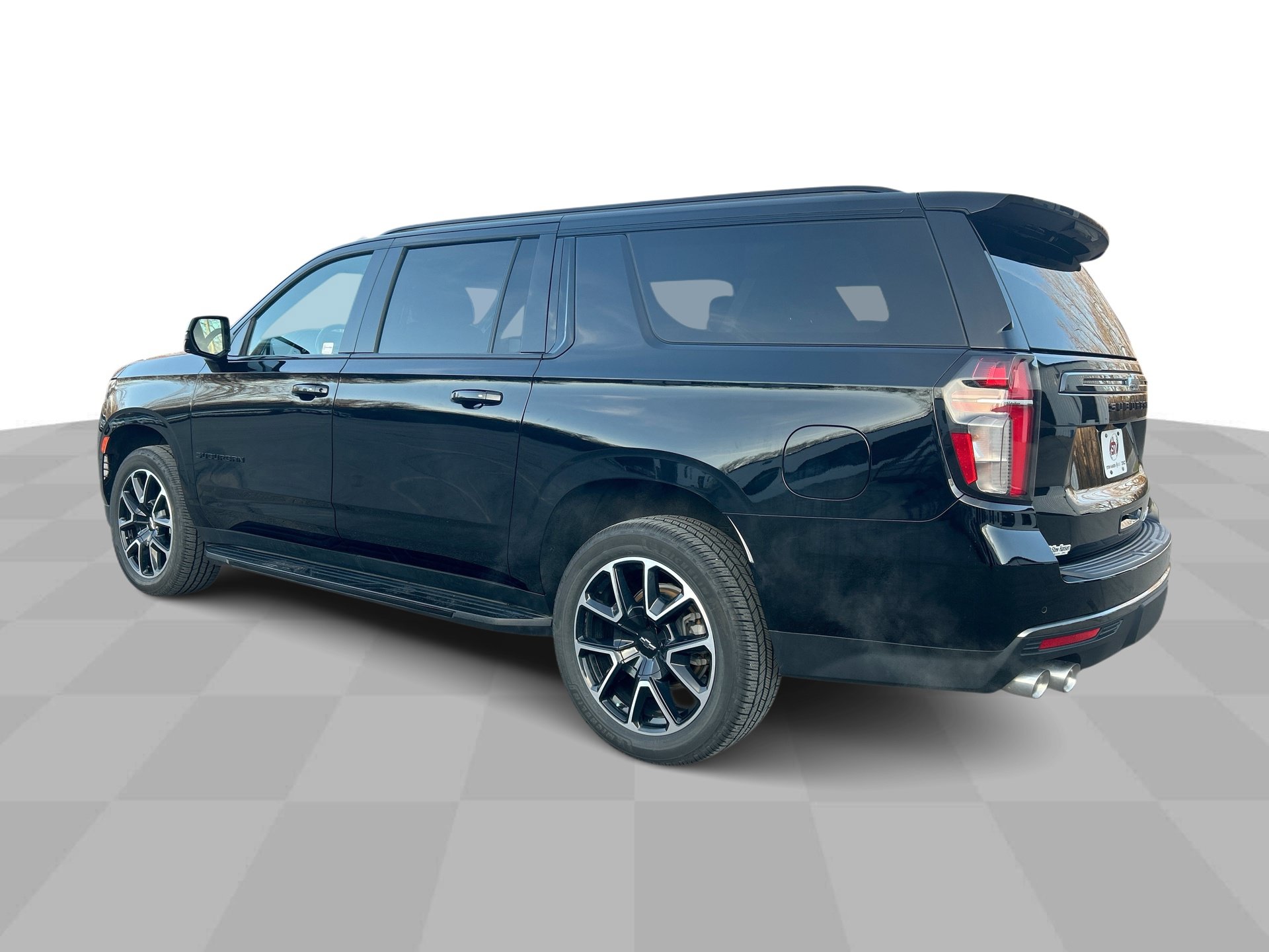 Certified 2022 Chevrolet Suburban RST w/ Sport Performance Package AWD/4WD image 6