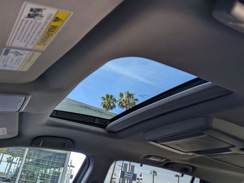 Used 2022 Honda Pilot Elite image 7