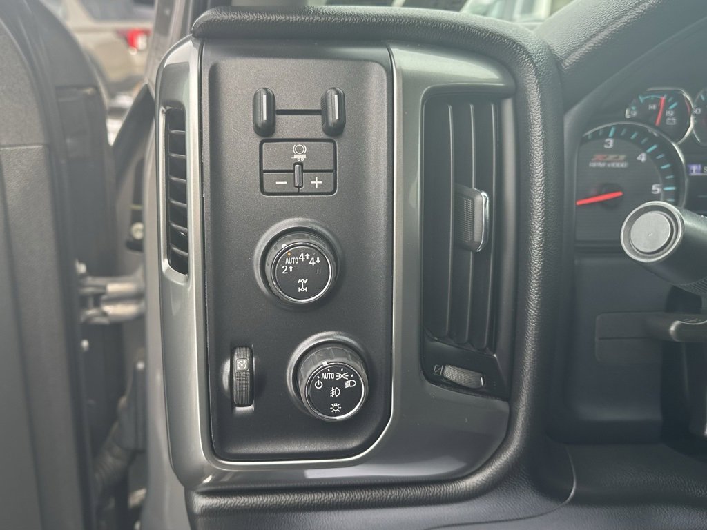 Used 2017 Chevrolet Silverado 1500 LT w/ All Star Edition image 18