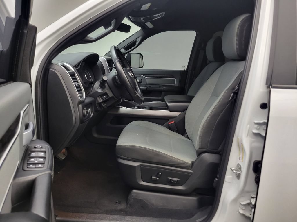 Used 2022 RAM 2500 Big Horn w/ Level C Equiment Group AWD/4WD image 5