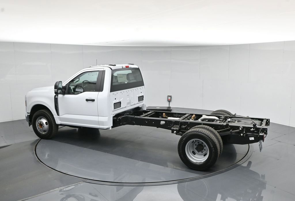 New 2026 Ford F350 XL image 34