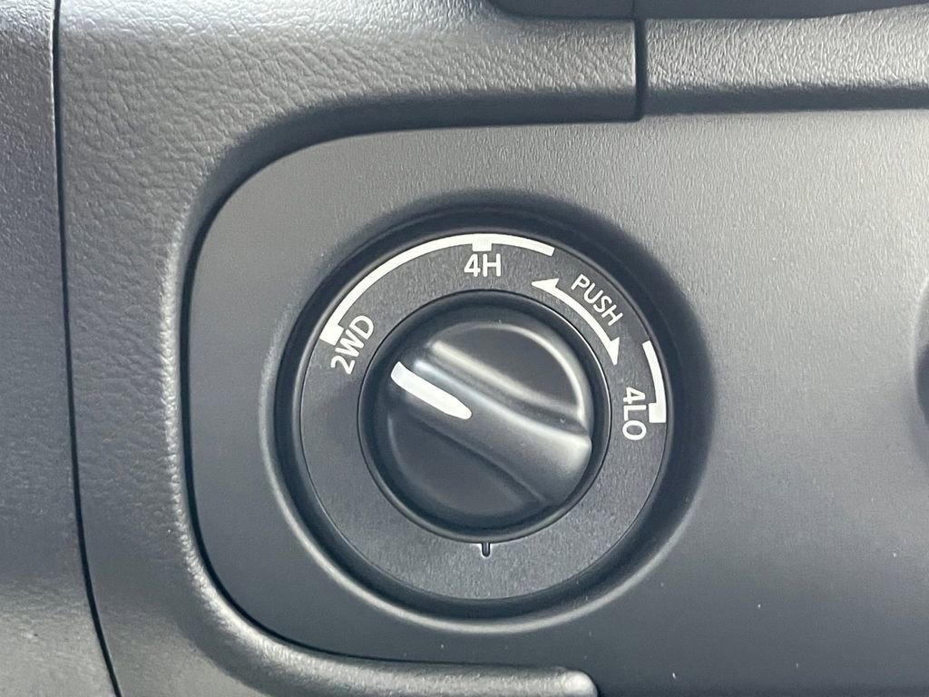 New 2026 Nissan Frontier SV w/ Tow Package image 12