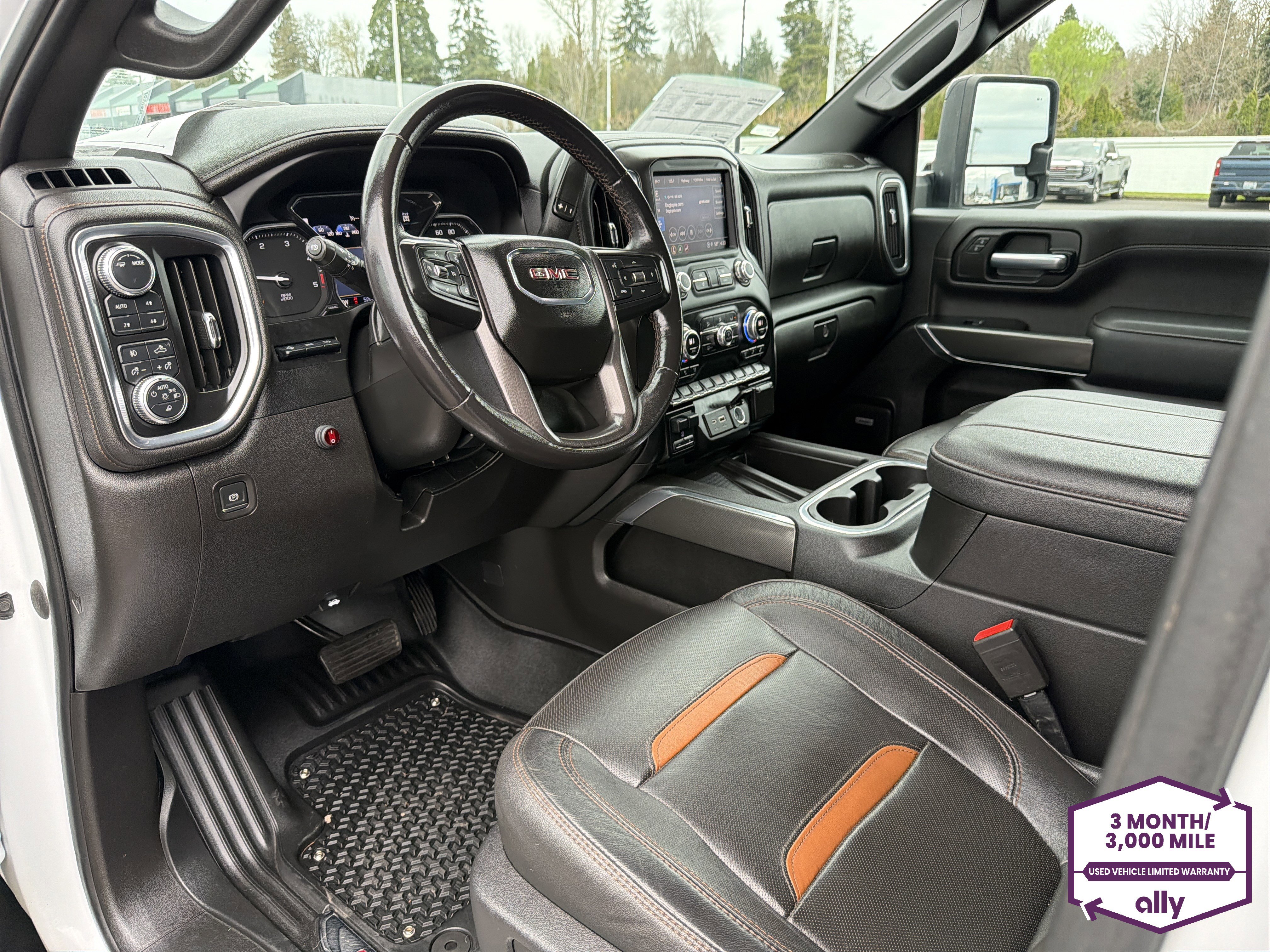 Used 2023 GMC Sierra 2500 AT4 w/ AT4 Premium Plus Package image 9