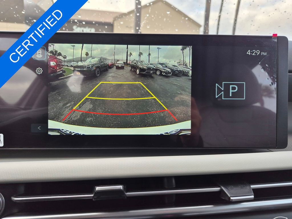 Used 2025 Hyundai Tucson SE image 16