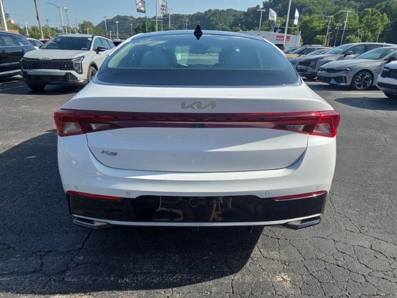 Used 2022 Kia K5 EX w/ EX Premium Package FWD image 6