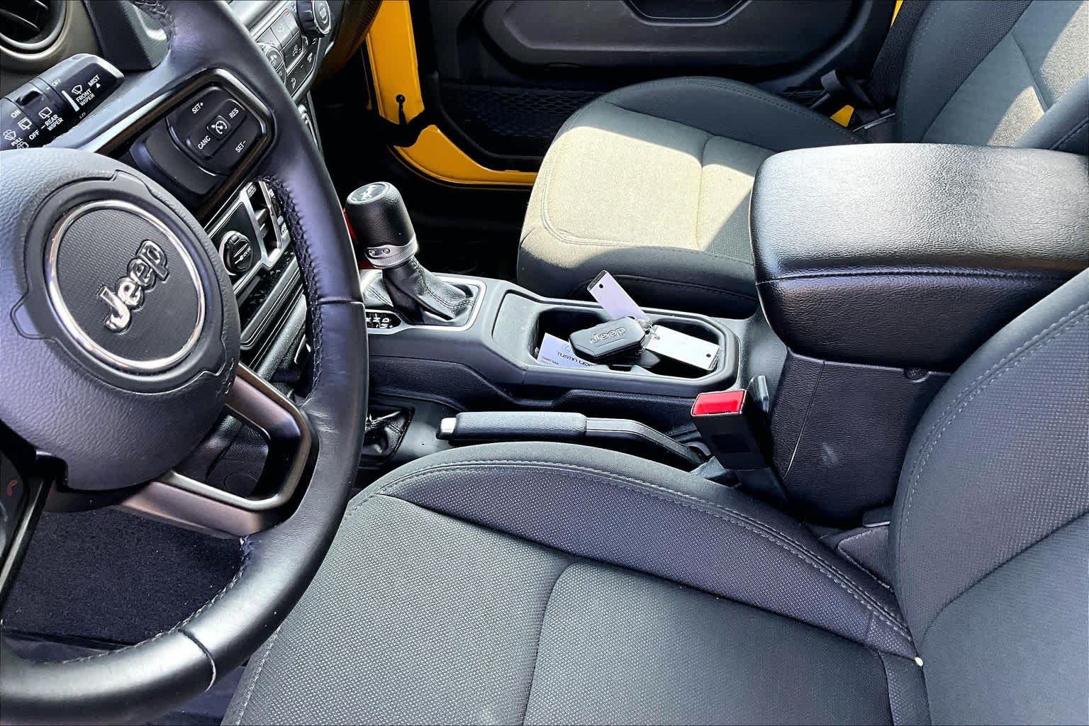 Used 2019 Jeep Wrangler Unlimited Sport S AWD/4WD image 16
